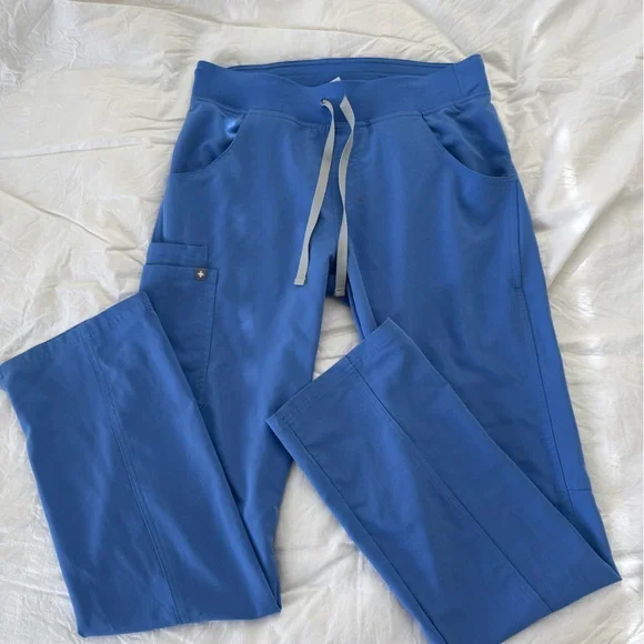 Figs Ceil Blue Medical Scrubs - Picture 4 of 5